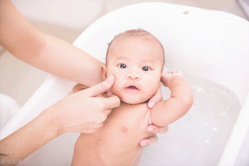 婴儿洗澡的坏处和好处