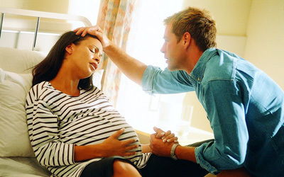 分娩时各阶段的身体变化是怎样的表现