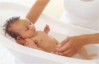 婴儿一般多少天洗澡最好
