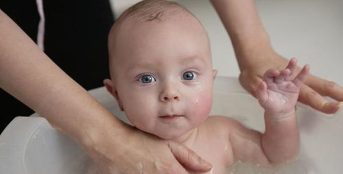 预防婴儿沐浴时的皮肤问题